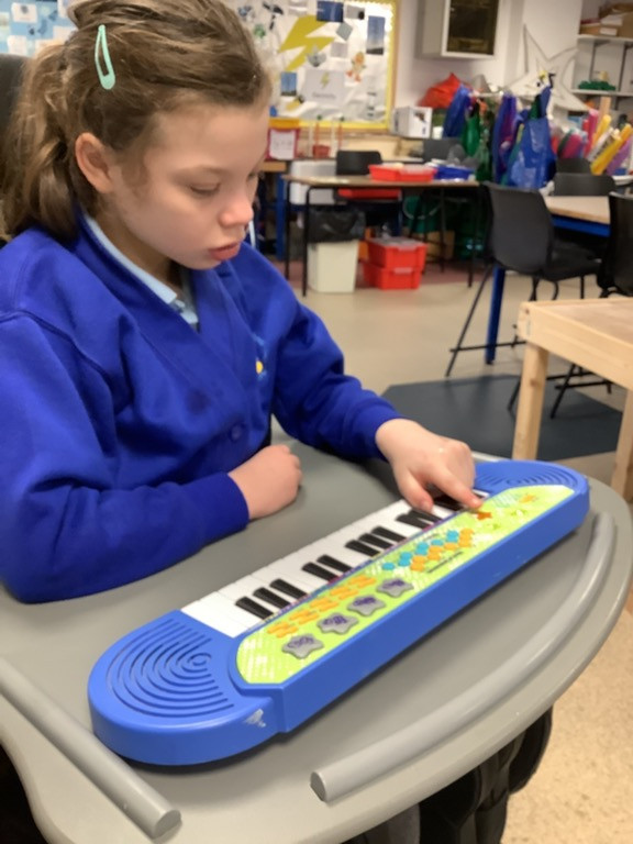 Exploring electrical device